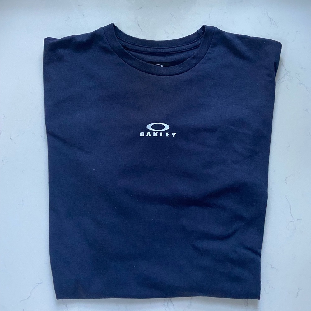 VINTAGE Oakley hydrolix tshirt